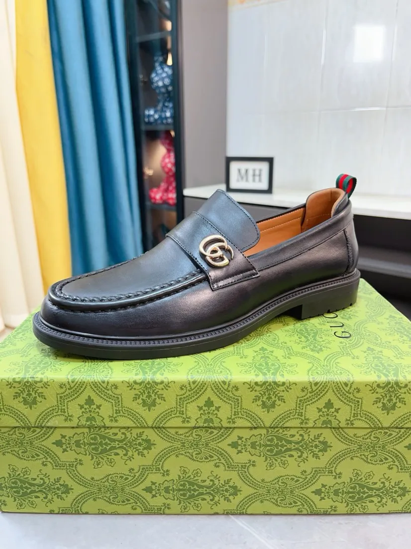 Men's shoes 💰500🌹🌹[GUCCI Gucci] A new style of formal men's leather shoes is coming ~ The original quality upper is made of Italian cowhide➕The leather is soft and delicate, comfortable and soft. The top layer of genuine leather, rubber wear-resistant outsole, the shoe shape is dignified and domineering, and the luxury charm is not concealed! The natural and free nouveau riche leads the trend. Code number: 38-44